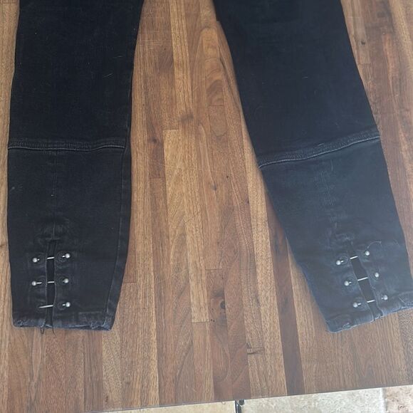 Zara Distressed Graffiti Jeans! Super cool Excellent condition! - Picture 10 of 11